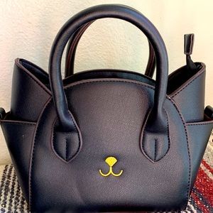Cat purse with side and inside pockets